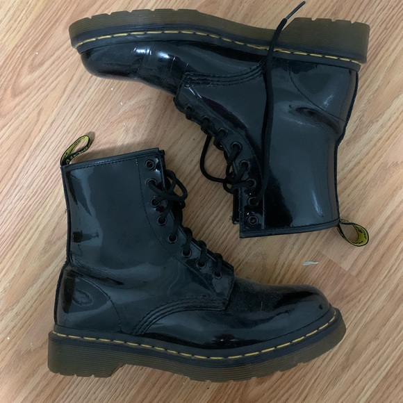Dr.Martens 1460 smooth leather lace up boot size 7 - Picture 3 of 4